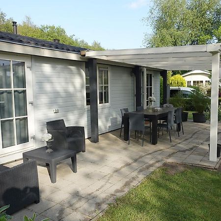 Vechtdalchalet De Berk, 5 Sterrenpark Capfun Stoetenslagh Rheezerveen エクステリア 写真