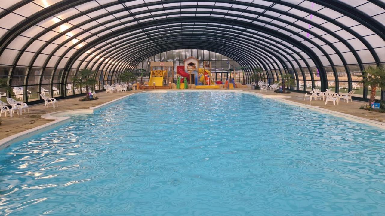 Vechtdalchalet De Berk, 5 Sterrenpark Capfun Stoetenslagh Rheezerveen エクステリア 写真