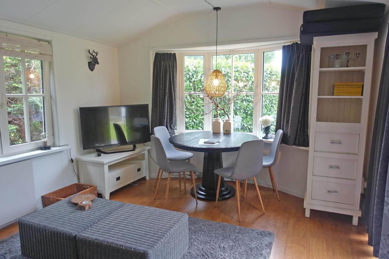 Vechtdalchalet De Berk, 5 Sterrenpark Capfun Stoetenslagh Rheezerveen エクステリア 写真