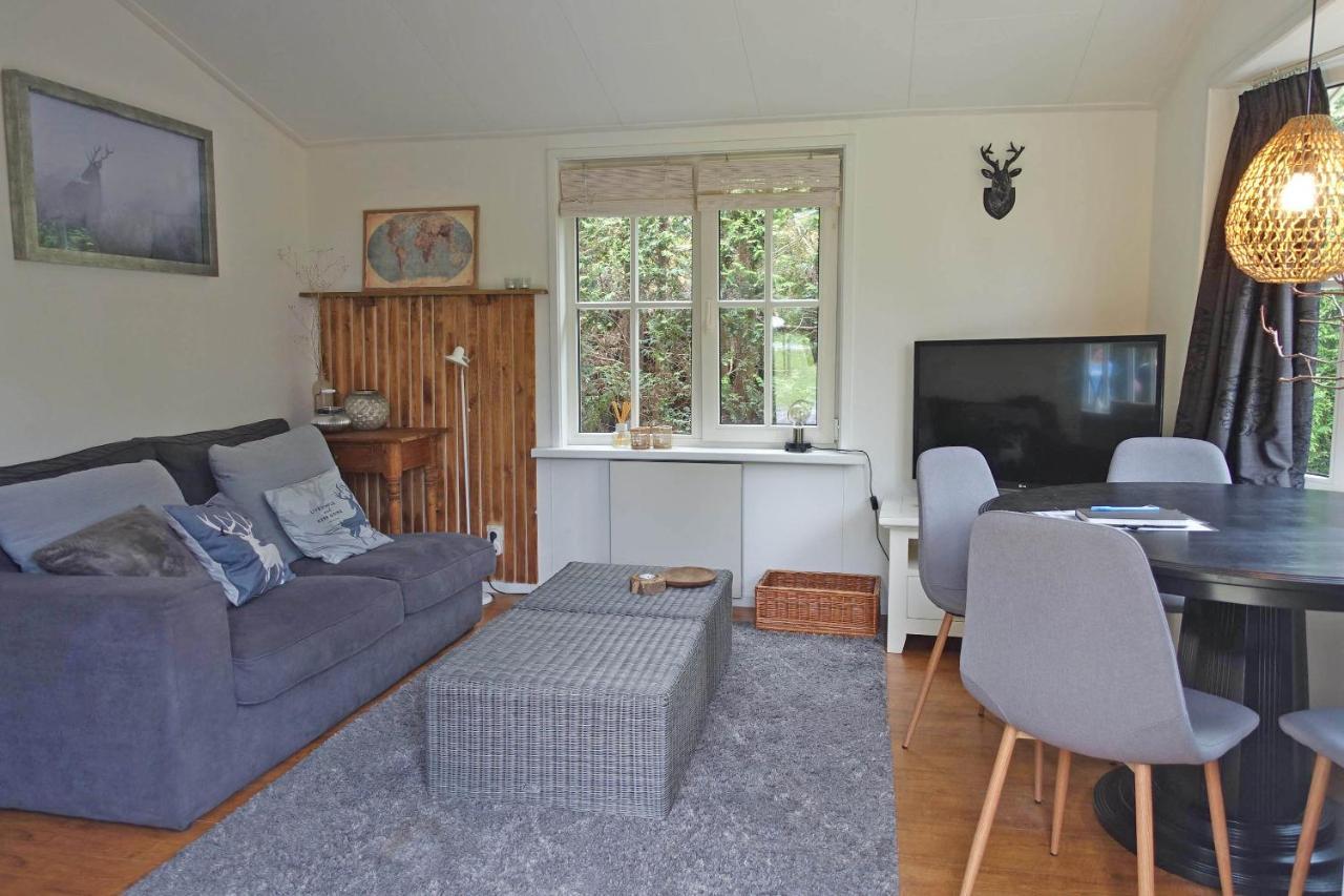 Vechtdalchalet De Berk, 5 Sterrenpark Capfun Stoetenslagh Rheezerveen エクステリア 写真