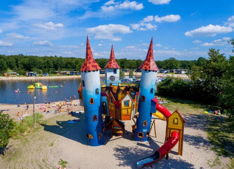 Vechtdalchalet De Berk, 5 Sterrenpark Capfun Stoetenslagh Rheezerveen エクステリア 写真